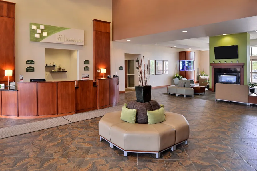 Holiday Inn Madison at The American Center by IHG hotel detail image 6