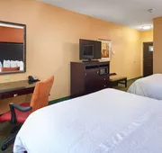 Hampton Inn & Suites Waco-South hotel detail image 7