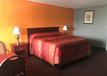 Express Inn - Bay City hotel thumbnail 2