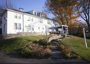 York Harbor Inn hotel thumbnail 3
