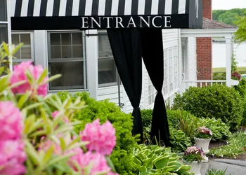 York Harbor Inn hotel thumbnail 6