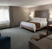 Lomira Inn and Suites hotel detail image 7