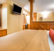 Quality Inn & Suites North/Polaris hotel detail image 5