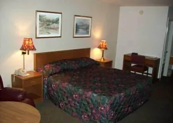 Brass Door Motel Gassville hotel thumbnail 4