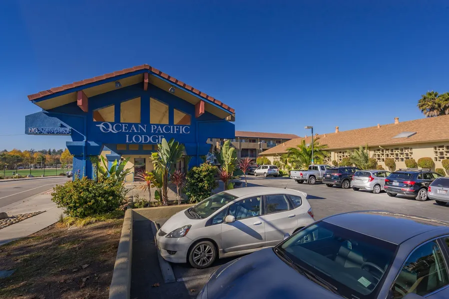 Ocean Pacific Lodge hotel detail image 2