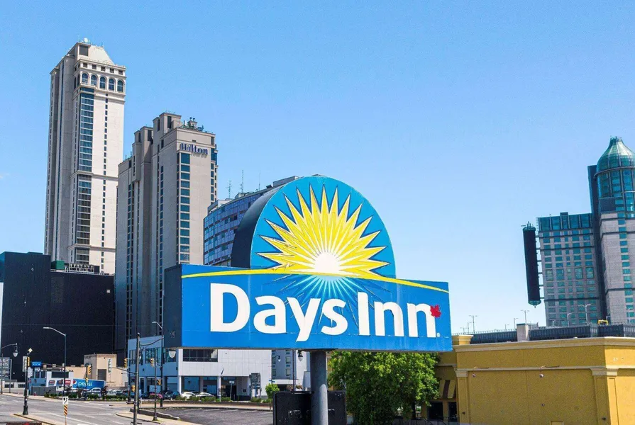 Days Inn by Wyndham Fallsview hotel detail image 2