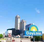Days Inn by Wyndham Fallsview hotel detail image 4
