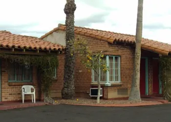 La Siesta Motel hotel thumbnail 4