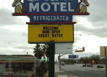 La Siesta Motel hotel thumbnail 7