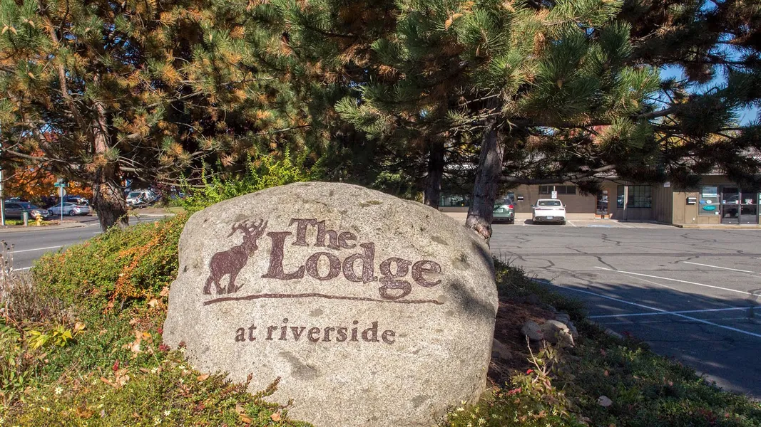 The Lodge at Riverside hotel detail image 2
