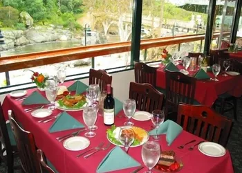 The Gateway Restaurant & Lodge hotel thumbnail 4