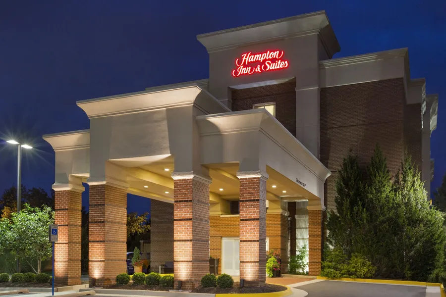 Hampton Inn & Suites Herndon-Reston hotel detail image 2