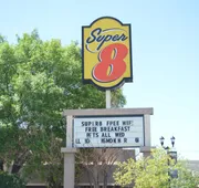 Super 8 by Wyndham St. George UT hotel detail image 3