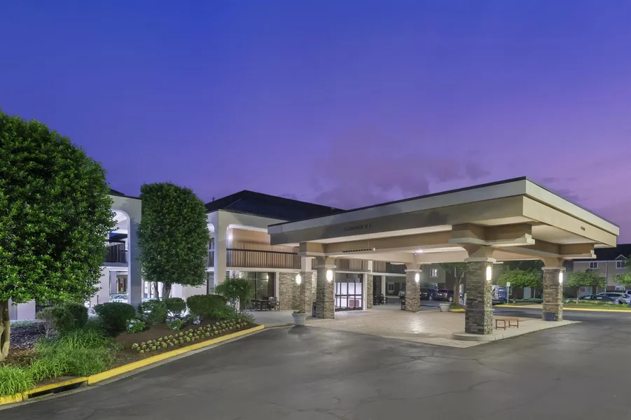 Best Western Dulles Airport Inn hotel detail image 2