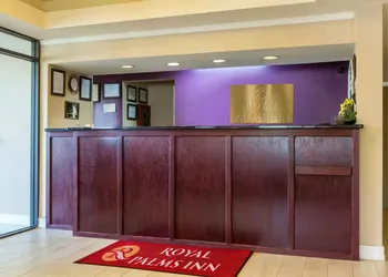 Royal Palms INN hotel thumbnail 5