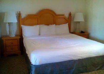 Dockside Inn & Resort hotel thumbnail 5