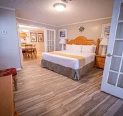 Dockside Inn & Resort hotel detail image 7