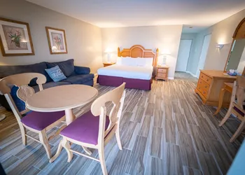 Dockside Inn & Resort hotel thumbnail 8