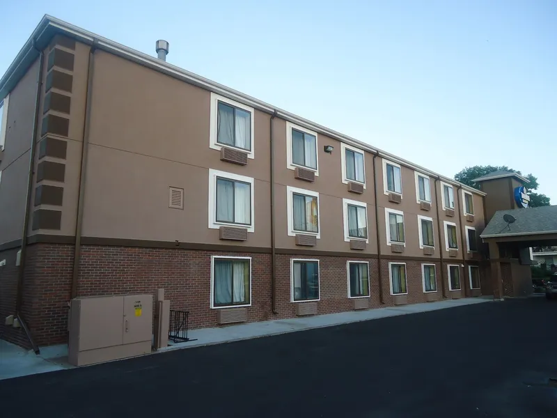 Town House Extended Stay Hotel Downtown hotel detail image 2