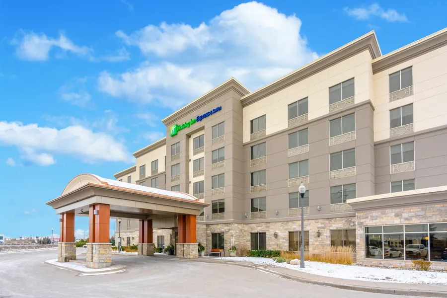 Holiday Inn Express & Suites Vaughan-Southwest by IHG hotel detail image 2