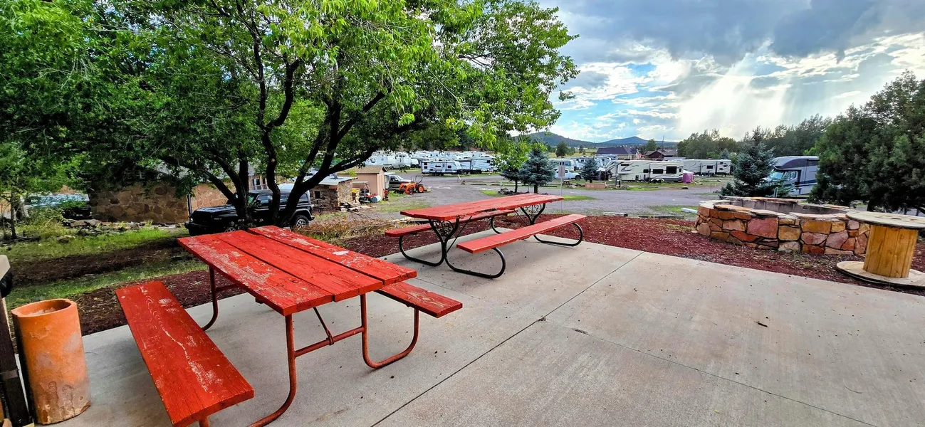 Canyon Motel and RV Park hotel detail image 2