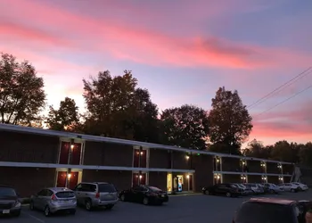 The Autumn Inn hotel thumbnail 4
