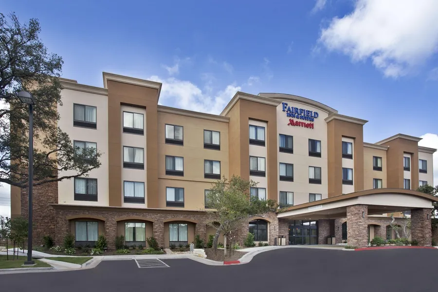 Fairfield Inn & Suites by Marriott Austin Northwest/Research Blvd hotel detail image 2