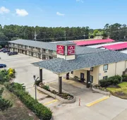 Executive Inn and Suites hotel detail image 4