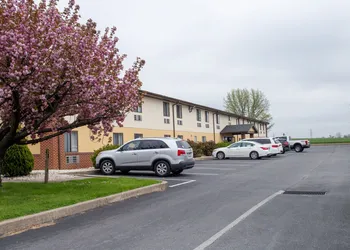 Eastbrook Inn hotel thumbnail 2