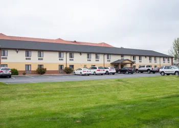 Eastbrook Inn hotel thumbnail 3