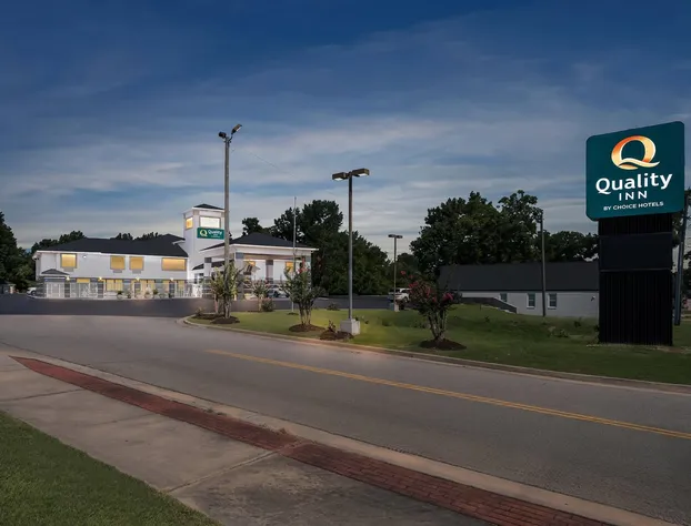 Quality Inn Sandersville hotel detail image 1