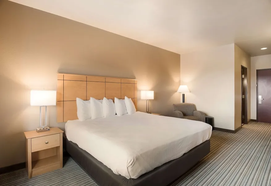 Best Western Shelby Inn & Suites hotel detail image 2