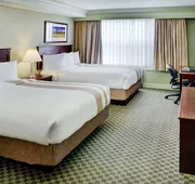Chateau Nova Kingsway hotel detail image 7