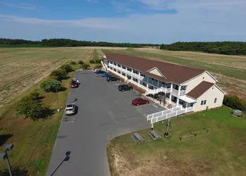 Shore Stay Suites hotel thumbnail 2