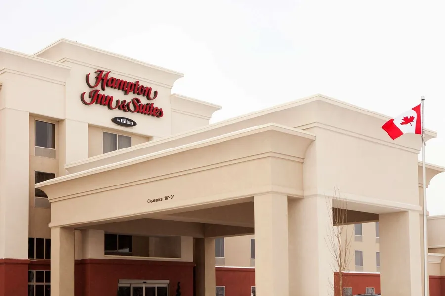 Hampton Inn & Suites by Hilton Lethbridge hotel detail image 2