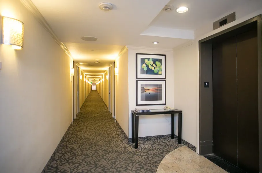 The University of Georgia Center for Continuing Education & Hotel hotel detail image 6