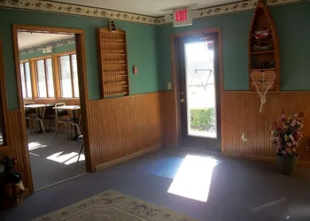 Mohican Little Brown Inn Loudonville hotel thumbnail 5