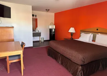 Gateway Lodge hotel thumbnail 8