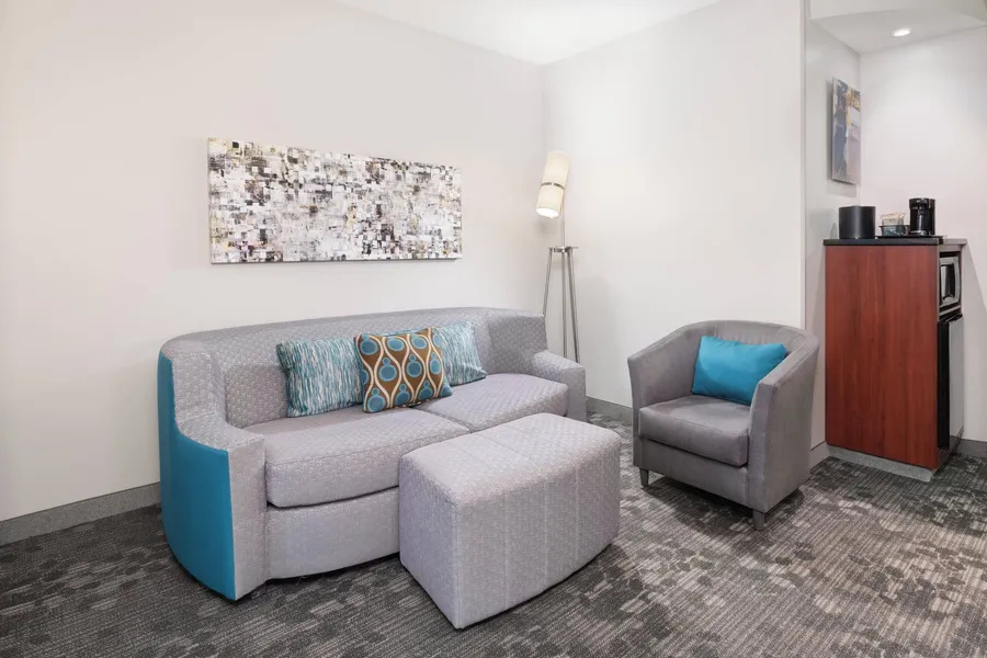 Courtyard by Marriott Pittsburgh Washington/Meadow Lands hotel detail image 6