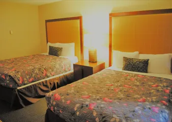 Derrick Motel hotel thumbnail 4
