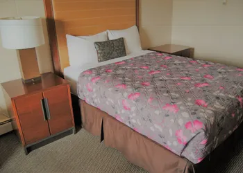 Derrick Motel hotel thumbnail 7