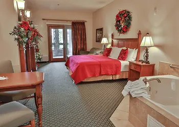 The Inn at Christmas Place hotel thumbnail 8