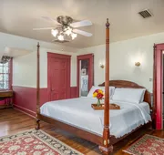 Cedars of Williamsburg Bed & Breakfast hotel detail image 7