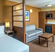 Microtel Inn & Suites by Wyndham Red Deer hotel detail image 7