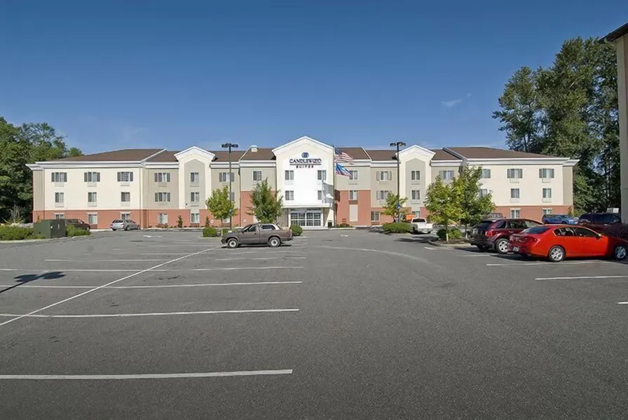 Candlewood Suites Burlington South by IHG hotel detail image 2