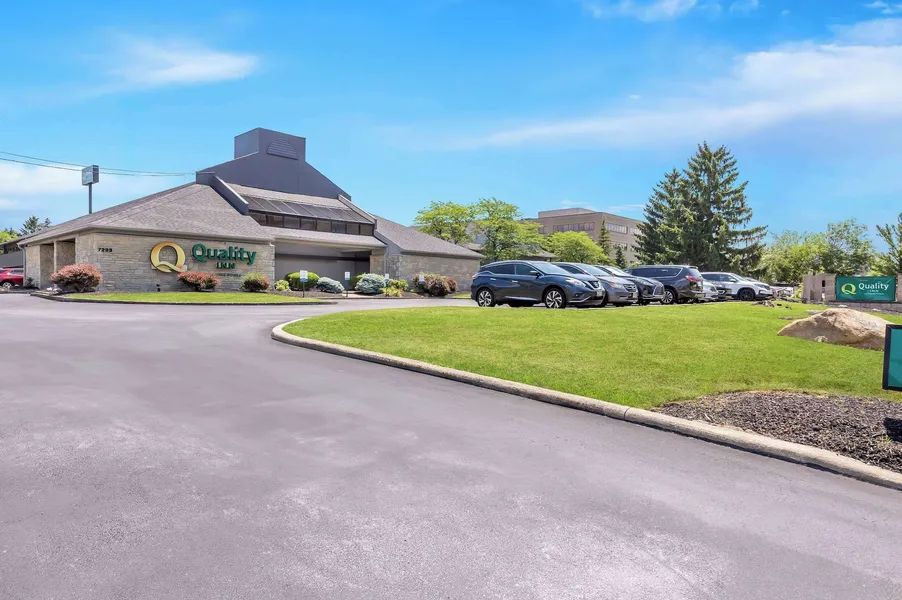 Quality Inn Middleburg Heights near Cleveland Airport hotel detail image 2