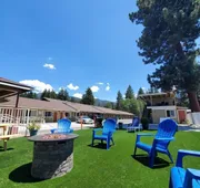 Bluebird Day Inn & Suites hotel detail image 4