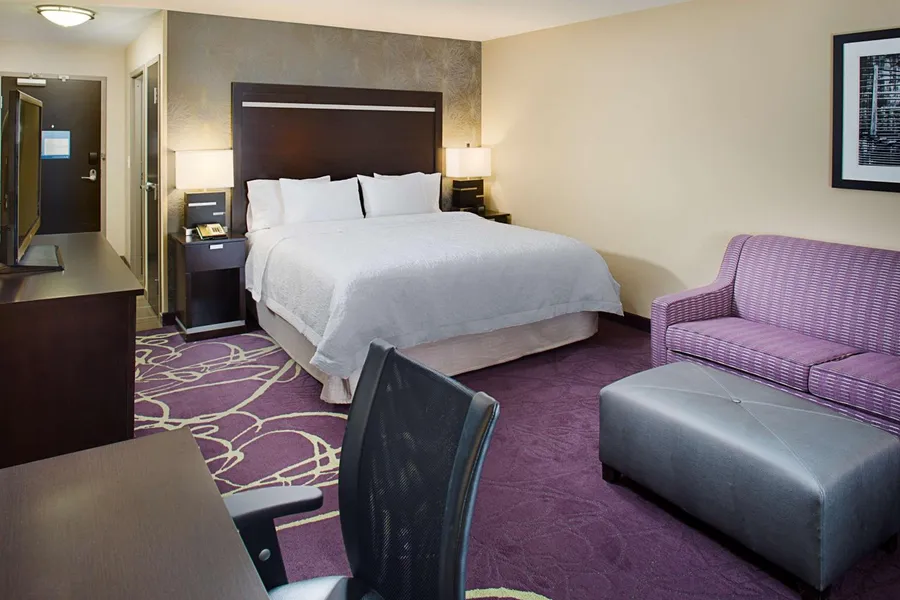 Hampton Inn & Suites Lansing West hotel detail image 6