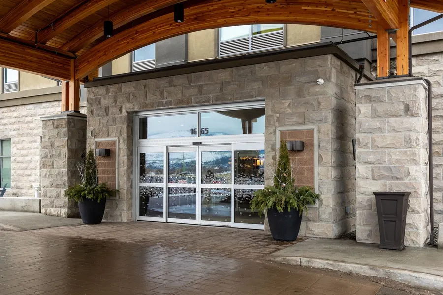 Four Points by Sheraton Kelowna Airport hotel detail image 2