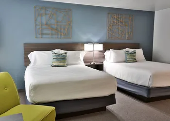 Chalet Motel hotel thumbnail 8